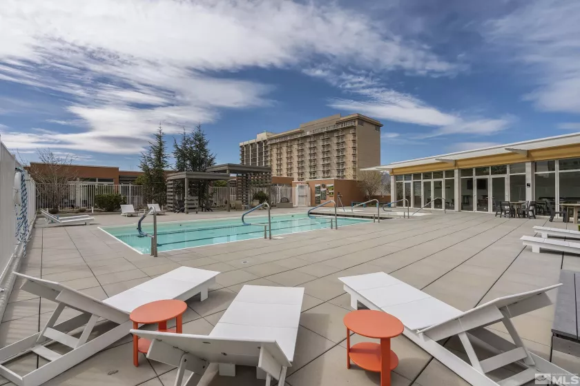 255 Sierra, Reno, Nevada 89501, 1 Bedroom Bedrooms, ,1 BathroomBathrooms,Residential,Residential,Sierra,250004254