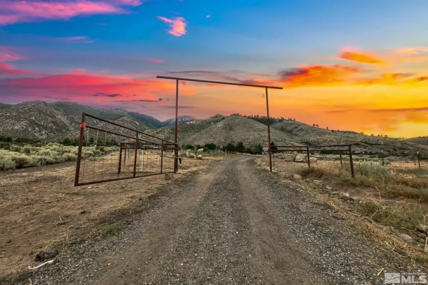 1980 Emigrant, Woodfords, California 96120, 2 Bedrooms Bedrooms, ,4 BathroomsBathrooms,Farm & Ranch,Residential,Emigrant,250000401
