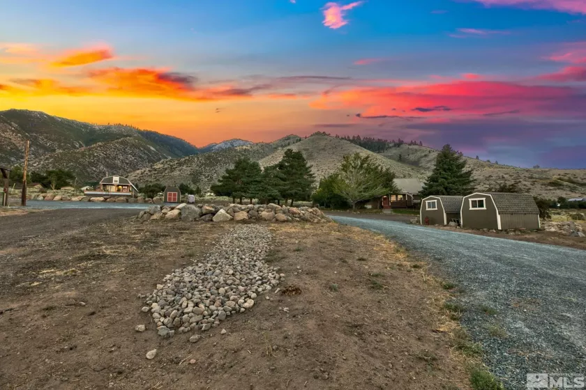 1980 Emigrant, Woodfords, California 96120, 2 Bedrooms Bedrooms, ,4 BathroomsBathrooms,Farm & Ranch,Residential,Emigrant,250000401