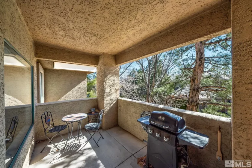 900 Meadows, Reno, Nevada 89521, 2 Bedrooms Bedrooms, ,2 BathroomsBathrooms,Residential,Residential,Meadows,250002595