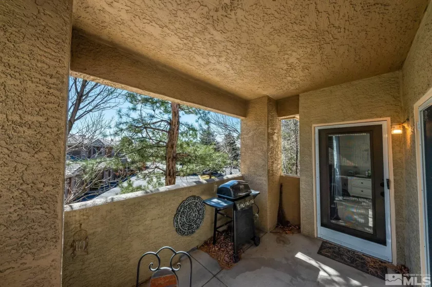 900 Meadows, Reno, Nevada 89521, 2 Bedrooms Bedrooms, ,2 BathroomsBathrooms,Residential,Residential,Meadows,250002595