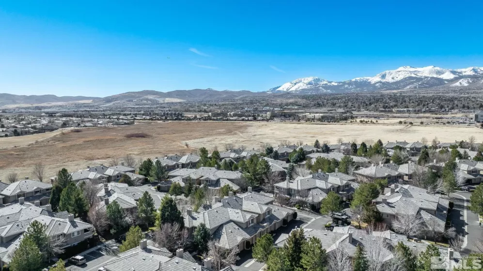 900 Meadows, Reno, Nevada 89521, 2 Bedrooms Bedrooms, ,2 BathroomsBathrooms,Residential,Residential,Meadows,250002595