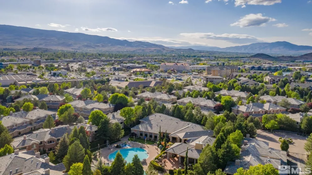 900 Meadows, Reno, Nevada 89521, 2 Bedrooms Bedrooms, ,2 BathroomsBathrooms,Residential,Residential,Meadows,250002595