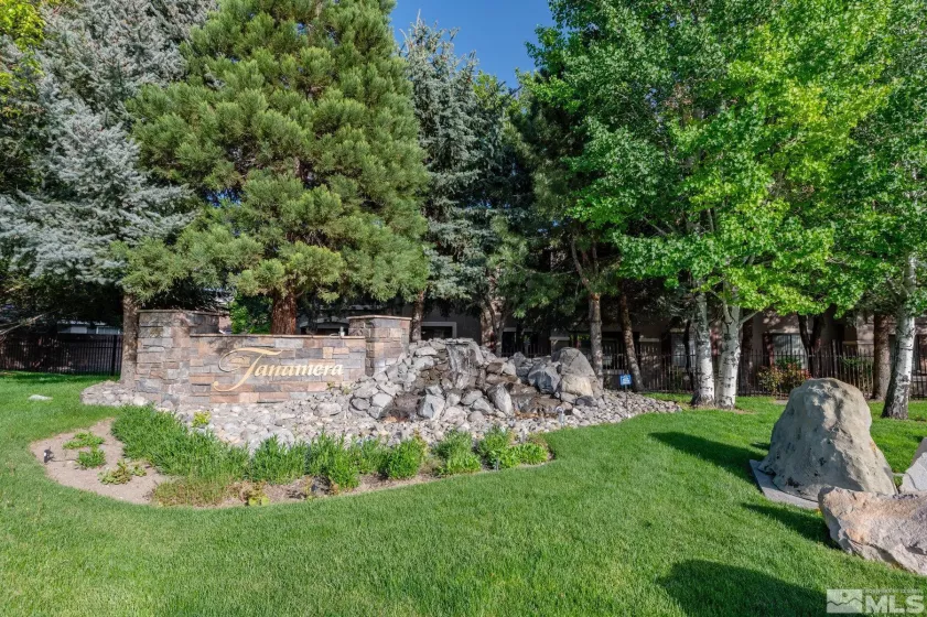 900 Meadows, Reno, Nevada 89521, 2 Bedrooms Bedrooms, ,2 BathroomsBathrooms,Residential,Residential,Meadows,250002595