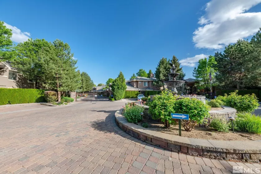 900 Meadows, Reno, Nevada 89521, 2 Bedrooms Bedrooms, ,2 BathroomsBathrooms,Residential,Residential,Meadows,250002595
