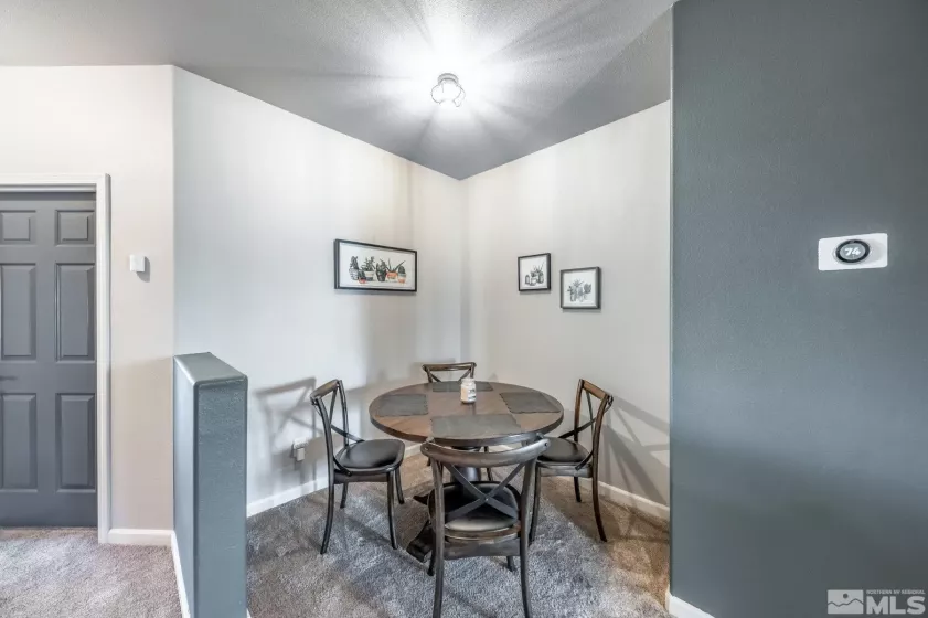 900 Meadows, Reno, Nevada 89521, 2 Bedrooms Bedrooms, ,2 BathroomsBathrooms,Residential,Residential,Meadows,250002595