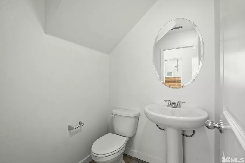 432 Summer Triangle, Reno, Nevada 89506, 3 Bedrooms Bedrooms, ,3 BathroomsBathrooms,Residential,Residential,Summer Triangle,250004032