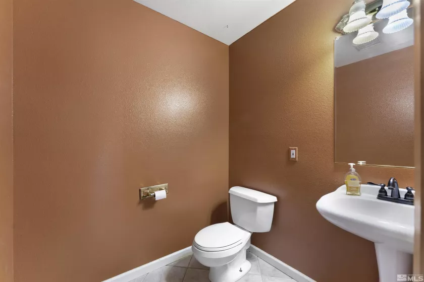 15075 Gooding, Reno, Nevada 89508, 4 Bedrooms Bedrooms, ,3 BathroomsBathrooms,Residential,Residential,Gooding,240009662