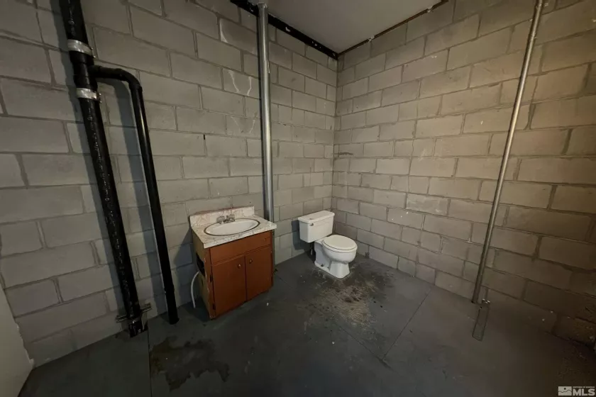820 Gentry, Reno, Nevada 89502, ,Commercial Lease,Manufactured,Gentry,250003973