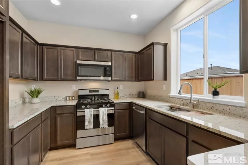 1176 Arrastra, Reno, Nevada 89512, 3 Bedrooms Bedrooms, ,3 BathroomsBathrooms,Residential,Residential,Arrastra,250006223