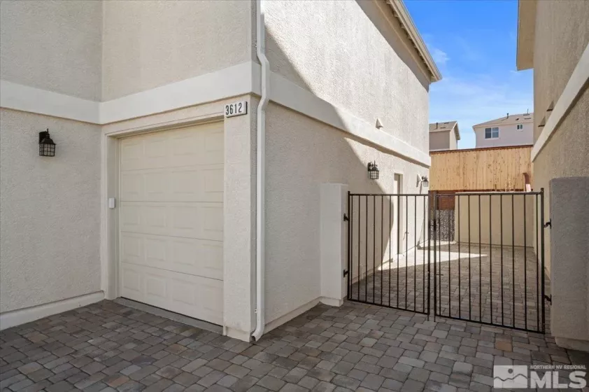 1176 Arrastra, Reno, Nevada 89512, 3 Bedrooms Bedrooms, ,3 BathroomsBathrooms,Residential,Residential,Arrastra,250006223