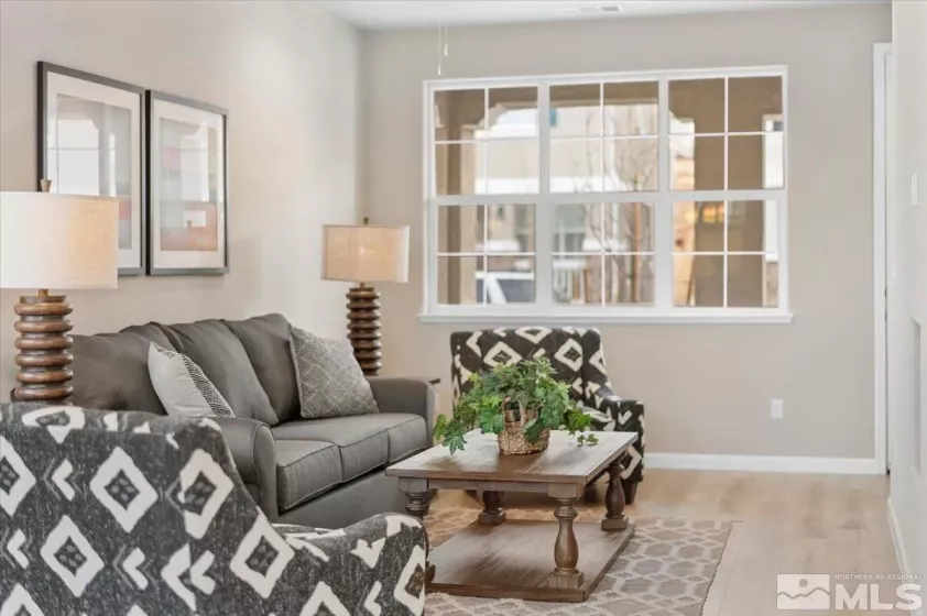 1176 Arrastra, Reno, Nevada 89512, 3 Bedrooms Bedrooms, ,3 BathroomsBathrooms,Residential,Residential,Arrastra,250006223