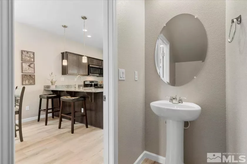 1175 Arrastra, Reno, Nevada 89512, 4 Bedrooms Bedrooms, ,3 BathroomsBathrooms,Residential,Residential,Arrastra,250006220