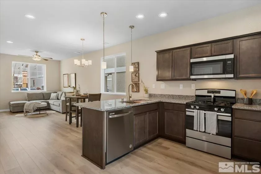 1175 Arrastra, Reno, Nevada 89512, 4 Bedrooms Bedrooms, ,3 BathroomsBathrooms,Residential,Residential,Arrastra,250006220