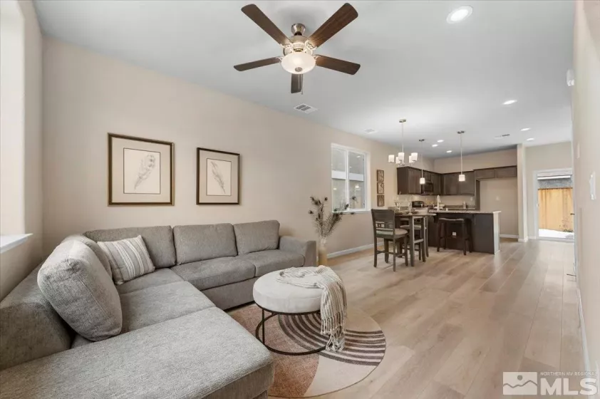 1175 Arrastra, Reno, Nevada 89512, 4 Bedrooms Bedrooms, ,3 BathroomsBathrooms,Residential,Residential,Arrastra,250006220