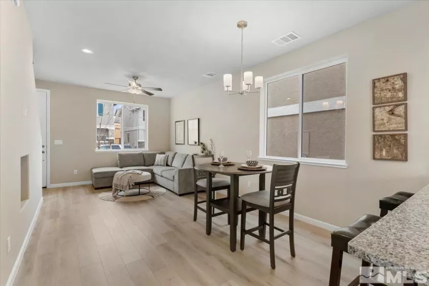 1175 Arrastra, Reno, Nevada 89512, 4 Bedrooms Bedrooms, ,3 BathroomsBathrooms,Residential,Residential,Arrastra,250006220