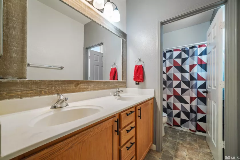 1411 Shadow, Fernley, Nevada 89408, 4 Bedrooms Bedrooms, ,2 BathroomsBathrooms,Residential,Residential,Shadow,250006219