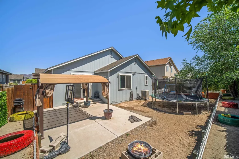 1411 Shadow, Fernley, Nevada 89408, 4 Bedrooms Bedrooms, ,2 BathroomsBathrooms,Residential,Residential,Shadow,250006219