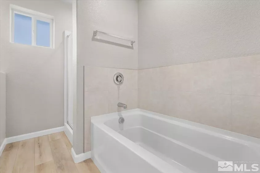 1164 Arrastra, Reno, Nevada 89512, 4 Bedrooms Bedrooms, ,3 BathroomsBathrooms,Residential,Residential,Arrastra,250006224