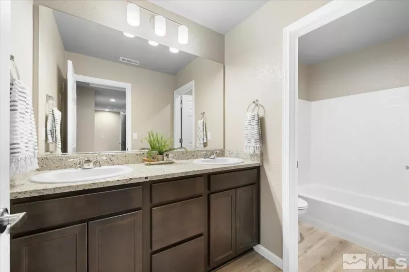 1164 Arrastra, Reno, Nevada 89512, 4 Bedrooms Bedrooms, ,3 BathroomsBathrooms,Residential,Residential,Arrastra,250006224