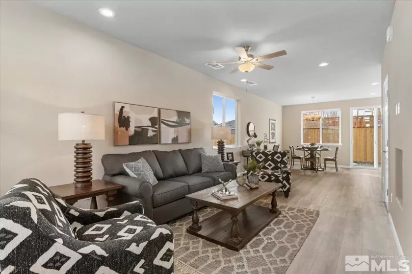 1164 Arrastra, Reno, Nevada 89512, 4 Bedrooms Bedrooms, ,3 BathroomsBathrooms,Residential,Residential,Arrastra,250006224