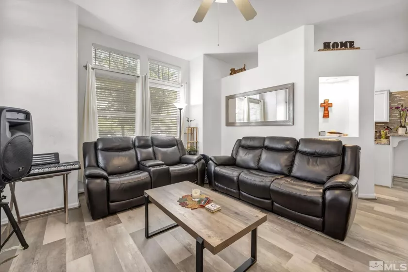 3498 Mashie, Sparks, Nevada 89431, 3 Bedrooms Bedrooms, ,3 BathroomsBathrooms,Residential,Residential,Mashie,250006225