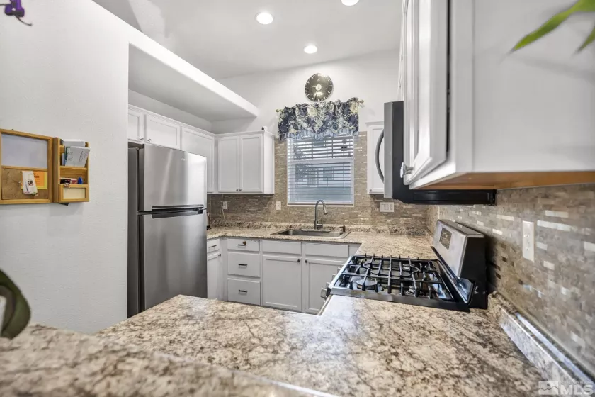 3498 Mashie, Sparks, Nevada 89431, 3 Bedrooms Bedrooms, ,3 BathroomsBathrooms,Residential,Residential,Mashie,250006225