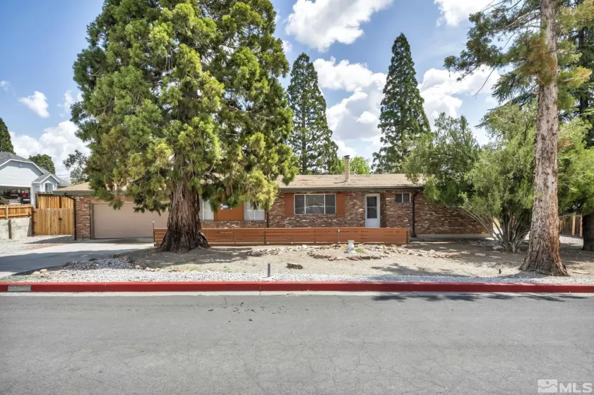 3430 Gwynelle, Sparks, Nevada 89431, 4 Bedrooms Bedrooms, ,3 BathroomsBathrooms,Residential,Residential,Gwynelle,250006229