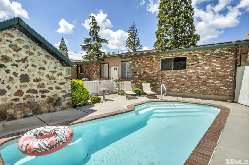 3430 Gwynelle, Sparks, Nevada 89431, 4 Bedrooms Bedrooms, ,3 BathroomsBathrooms,Residential,Residential,Gwynelle,250006229