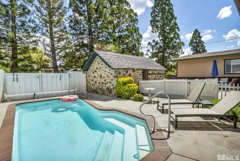 3430 Gwynelle, Sparks, Nevada 89431, 4 Bedrooms Bedrooms, ,3 BathroomsBathrooms,Residential,Residential,Gwynelle,250006229