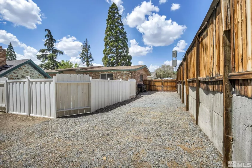 3430 Gwynelle, Sparks, Nevada 89431, 4 Bedrooms Bedrooms, ,3 BathroomsBathrooms,Residential,Residential,Gwynelle,250006229