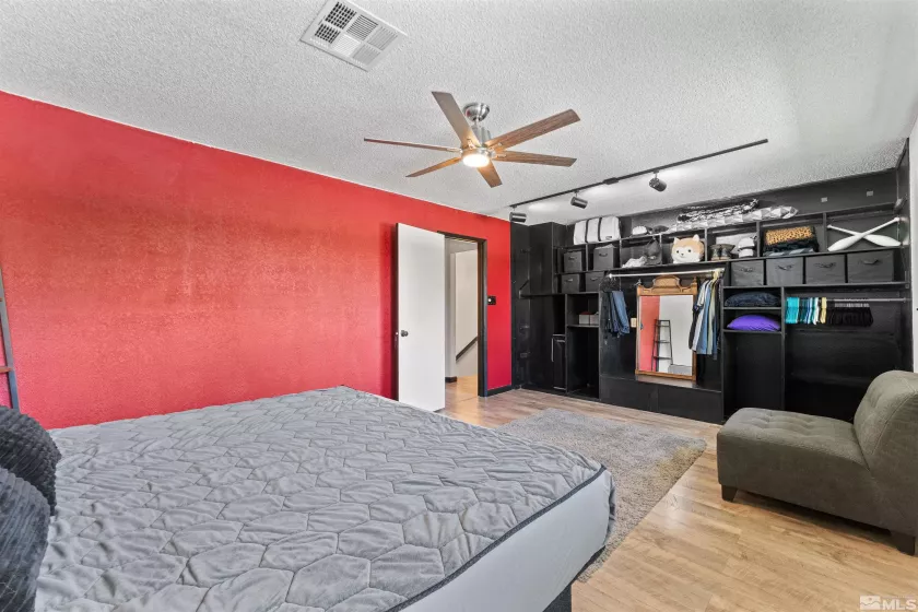 124 Smithridge, Reno, Nevada 89502, 2 Bedrooms Bedrooms, ,2 BathroomsBathrooms,Residential,Residential,Smithridge,250006231