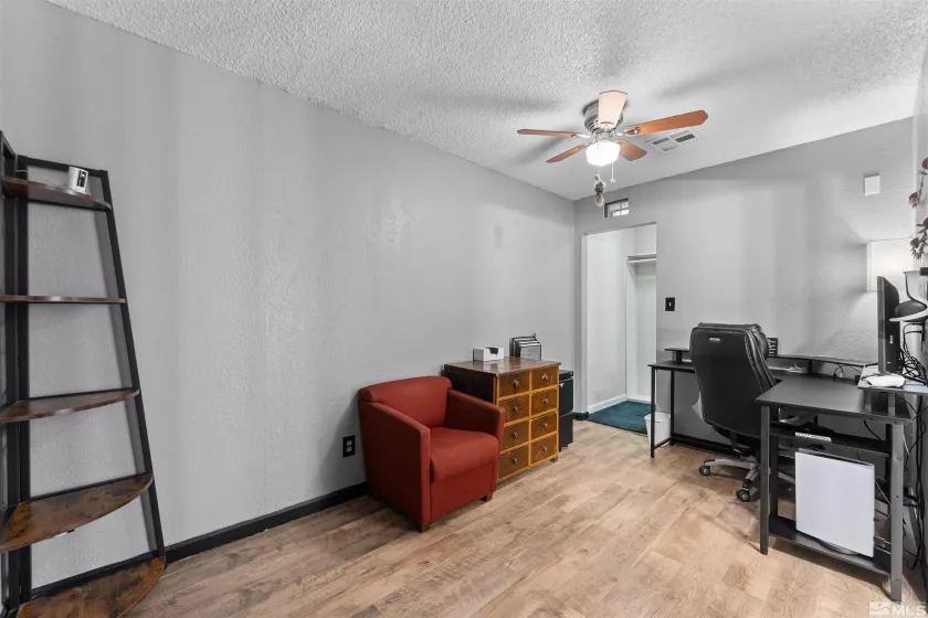 124 Smithridge, Reno, Nevada 89502, 2 Bedrooms Bedrooms, ,2 BathroomsBathrooms,Residential,Residential,Smithridge,250006231