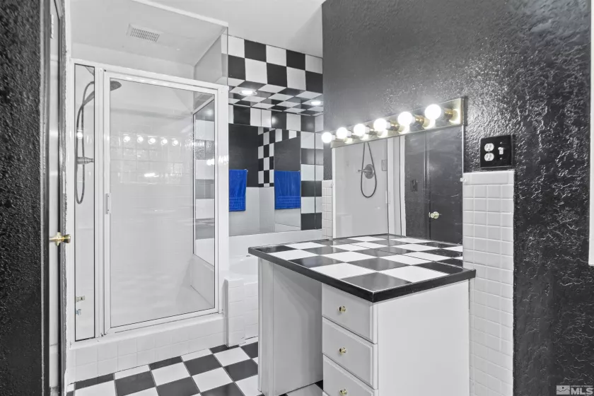 124 Smithridge, Reno, Nevada 89502, 2 Bedrooms Bedrooms, ,2 BathroomsBathrooms,Residential,Residential,Smithridge,250006231