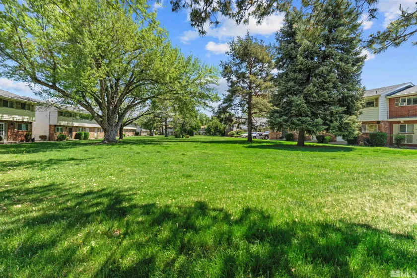 124 Smithridge, Reno, Nevada 89502, 2 Bedrooms Bedrooms, ,2 BathroomsBathrooms,Residential,Residential,Smithridge,250006231