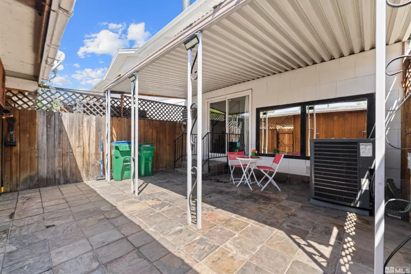 124 Smithridge, Reno, Nevada 89502, 2 Bedrooms Bedrooms, ,2 BathroomsBathrooms,Residential,Residential,Smithridge,250006231