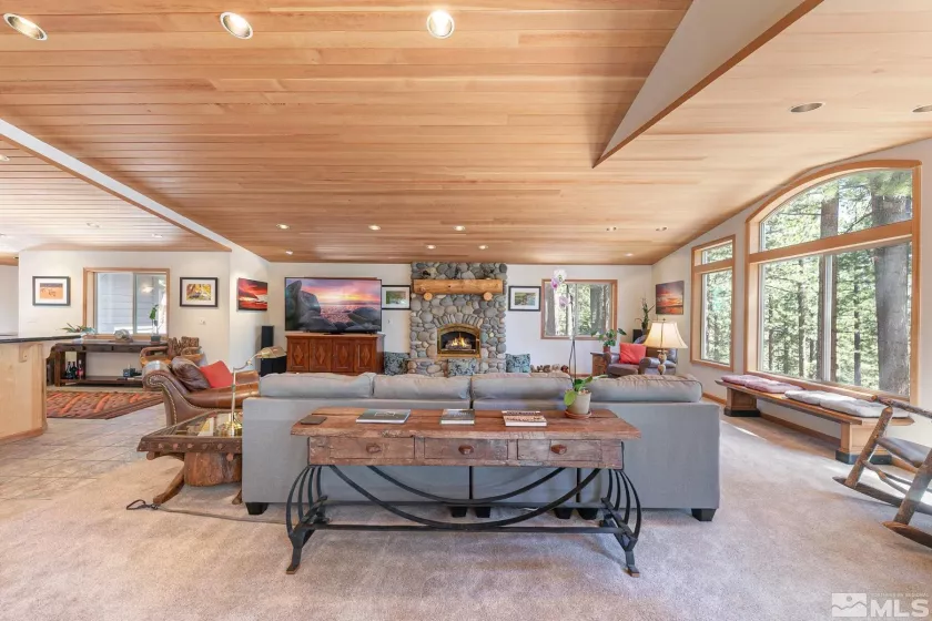 967 Jennifer, Incline Village, Nevada 89451, 4 Bedrooms Bedrooms, ,4 BathroomsBathrooms,Residential,Residential,Jennifer,250006233