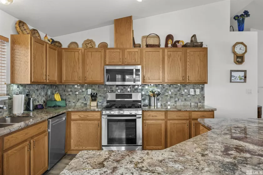 1018 Ringneck, Sparks, Nevada 89441, 3 Bedrooms Bedrooms, ,2 BathroomsBathrooms,Residential,Residential,Ringneck,250004120