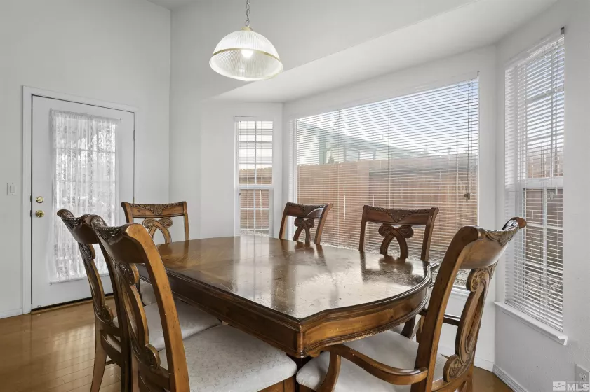 1018 Ringneck, Sparks, Nevada 89441, 3 Bedrooms Bedrooms, ,2 BathroomsBathrooms,Residential,Residential,Ringneck,250004120