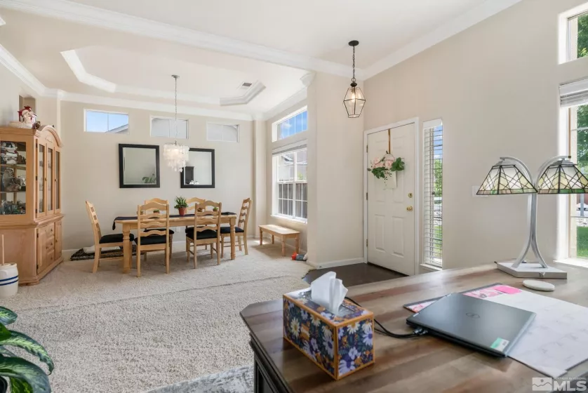 Entry/Foyer