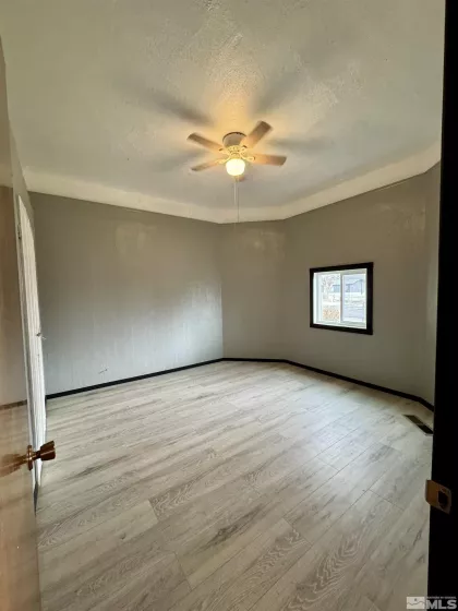 1124 Avenue H, Ely, Nevada 89301, 3 Bedrooms Bedrooms, ,1 BathroomBathrooms,Residential,Residential,Avenue H,250006242
