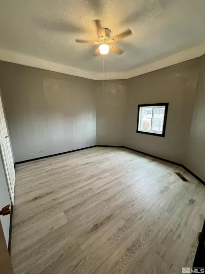 1124 Avenue H, Ely, Nevada 89301, 3 Bedrooms Bedrooms, ,1 BathroomBathrooms,Residential,Residential,Avenue H,250006242