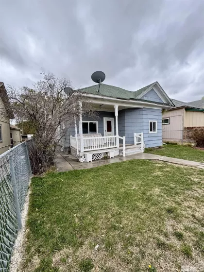 1124 Avenue H, Ely, Nevada 89301, 3 Bedrooms Bedrooms, ,1 BathroomBathrooms,Residential,Residential,Avenue H,250006242