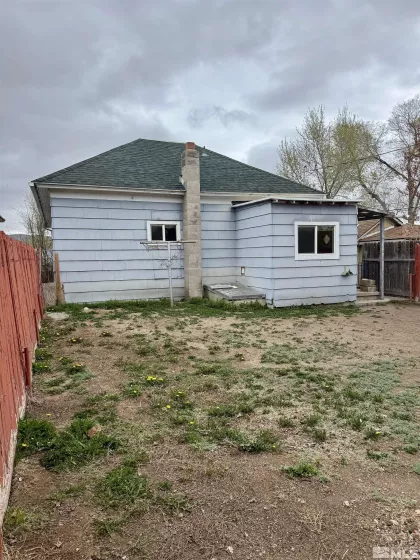 1124 Avenue H, Ely, Nevada 89301, 3 Bedrooms Bedrooms, ,1 BathroomBathrooms,Residential,Residential,Avenue H,250006242