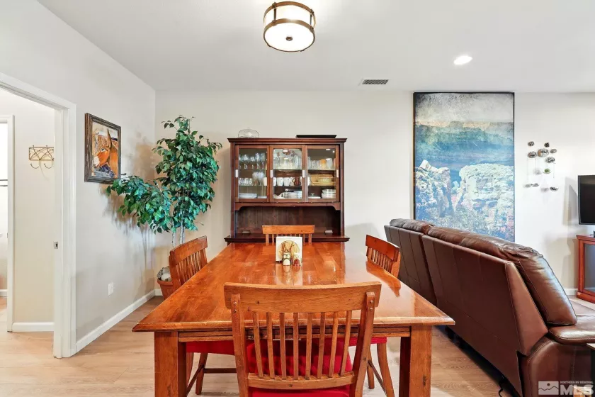 2265 Grosvenor Park, Reno, Nevada 89509, 3 Bedrooms Bedrooms, ,3 BathroomsBathrooms,Residential,Residential,Grosvenor Park,250006241