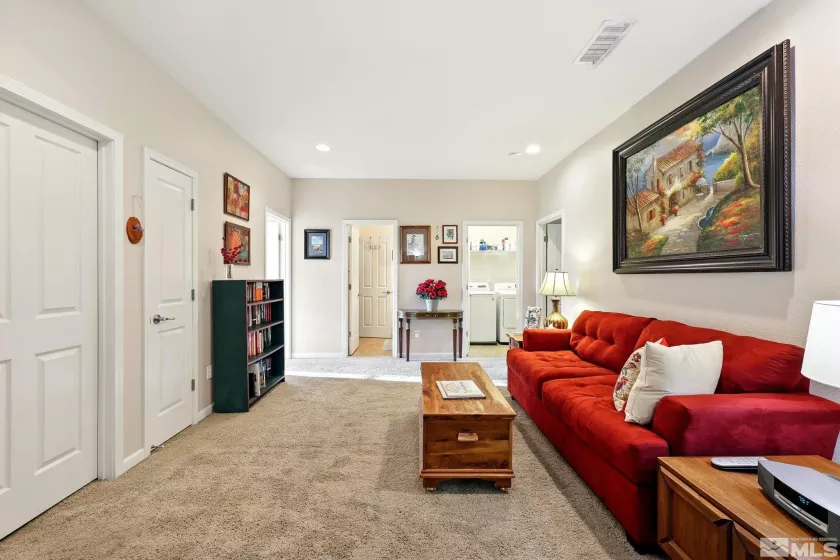 2265 Grosvenor Park, Reno, Nevada 89509, 3 Bedrooms Bedrooms, ,3 BathroomsBathrooms,Residential,Residential,Grosvenor Park,250006241