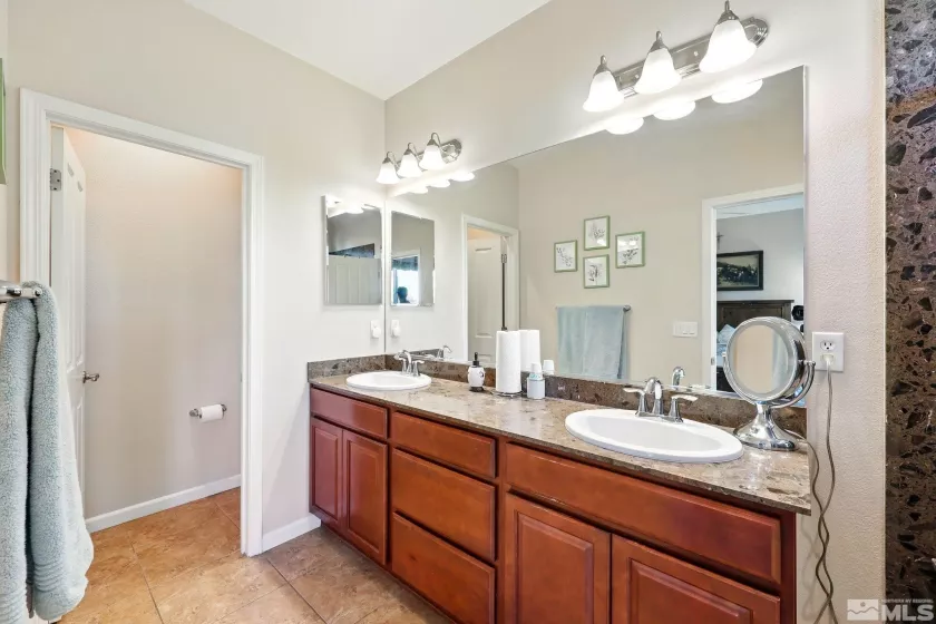 2265 Grosvenor Park, Reno, Nevada 89509, 3 Bedrooms Bedrooms, ,3 BathroomsBathrooms,Residential,Residential,Grosvenor Park,250006241