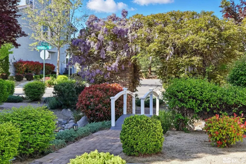 2265 Grosvenor Park, Reno, Nevada 89509, 3 Bedrooms Bedrooms, ,3 BathroomsBathrooms,Residential,Residential,Grosvenor Park,250006241