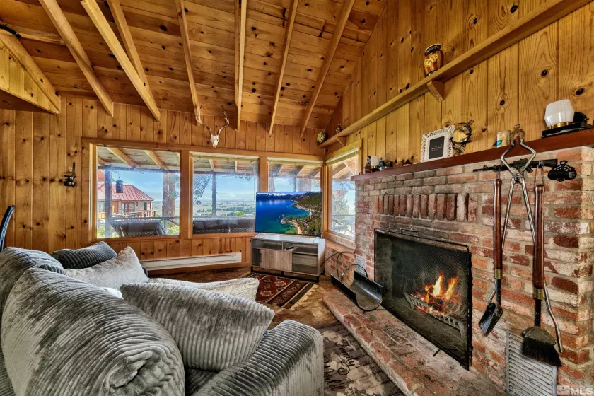 164 Mott Creek, Gardnerville, Nevada 89460, 7 Bedrooms Bedrooms, ,8 BathroomsBathrooms,Residential,Residential,Mott Creek,250006254