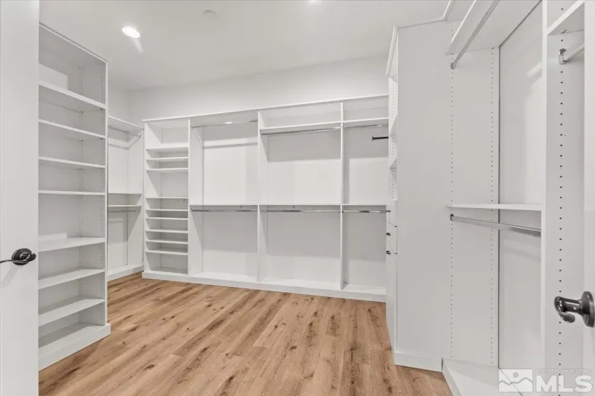 9835 Firefoot, Reno, Nevada 89521, 5 Bedrooms Bedrooms, ,5 BathroomsBathrooms,Residential,Residential,Firefoot,250006260